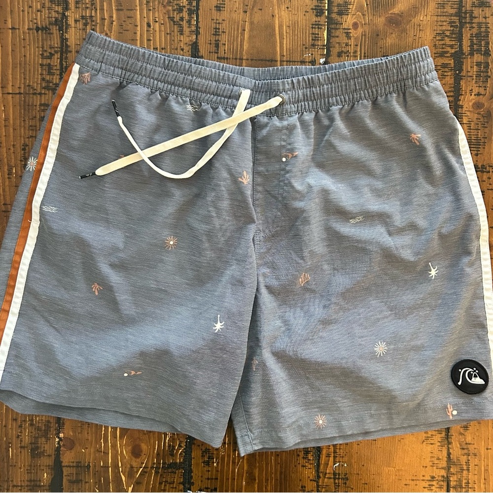 Quiksilver Blue Shorts with White and Orange Details men’s shorts
